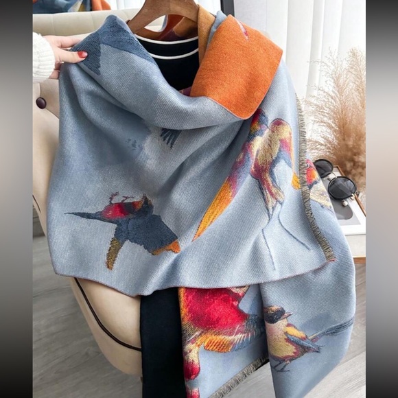Luxe Parrot Bird Print Long Shawl Scarf Wrap Holiday Winter Present - Picture 4 of 5